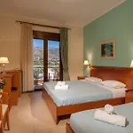 Kyniska Hotel 4*