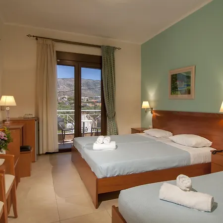 Kyniska Hotel 3*