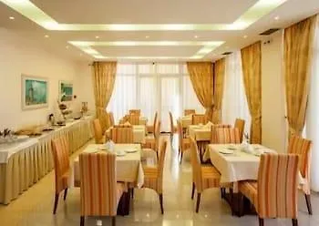 Kyniska Hotel 3*