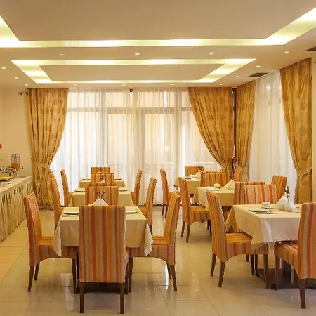 Kyniska Hotel 3*