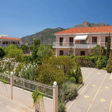 Hotel Kyniska 3*
