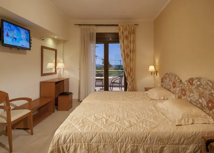 Kyniska 4* بليترا