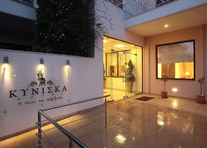 κυνίσκα Ξενοδοχείο 4*