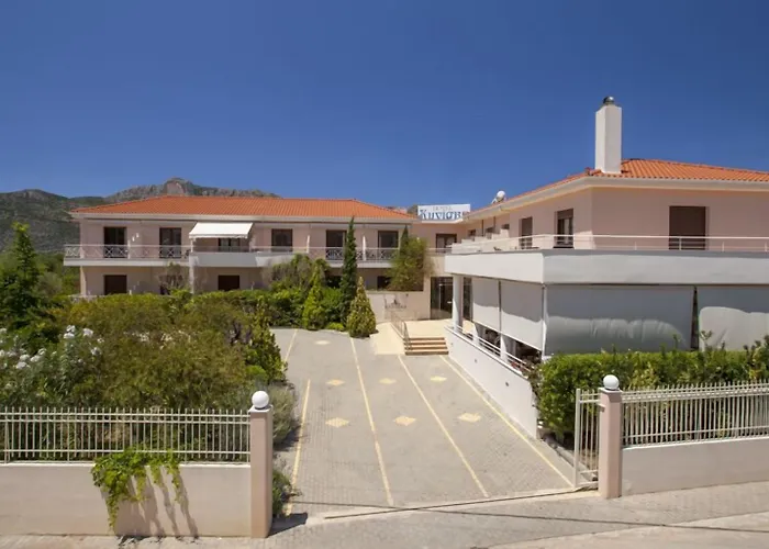 κυνίσκα 4* Πλύτρα