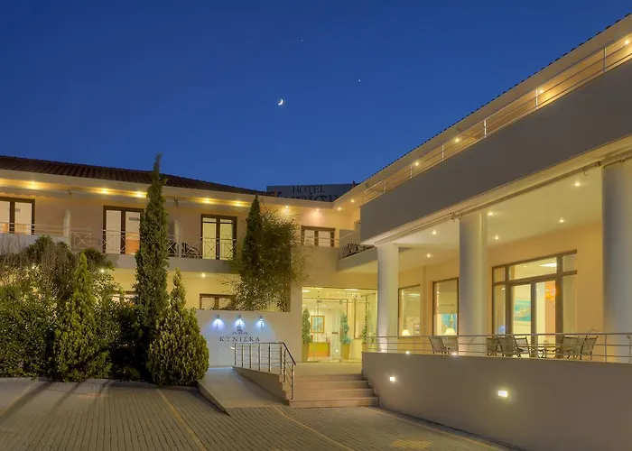 κυνίσκα 4* Πλύτρα